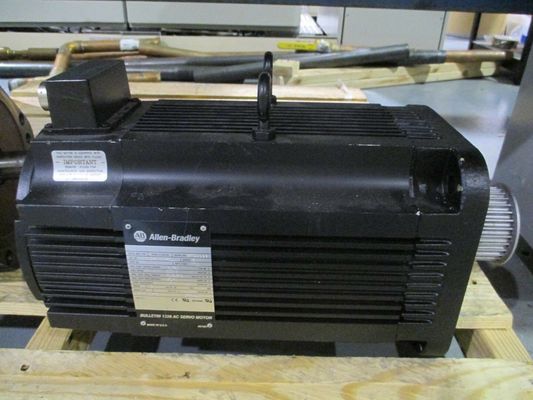AB 1326AB-B720E-S2L Servomotore rotativo per un controllo preciso e regolare del movimento