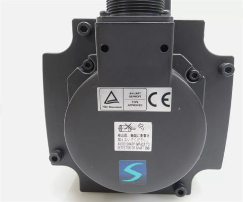 Mitsubishi HC-SFS153 Servomotore 8.6A 131V 3000RPM 1.5KW NUOVO