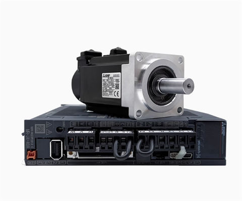 Mitsubishi HC-KFS053D AC Servo Motor 3AC 51V 0.9A 3000R/MIN NUOVO