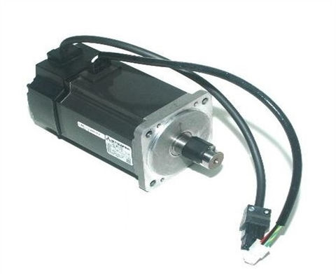HC-KFS13B. Mitsubishi Electric. MELSERVO-J2-Super servomotore 200V.