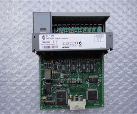 Allen-Bradley 1746-NI16V Modulo di ingresso analogo Modulo di controllo logico