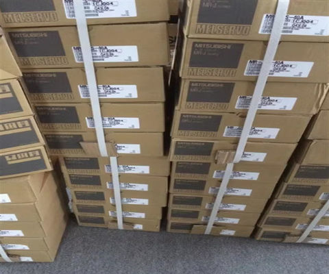 Servo HF-MP23 MITSUBISHI Industrial Servo Drives Alta risoluzione dell'encoder