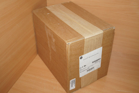 ALLEN-BRADLEY MPL-B430P-SK72AA MP-Series MPL 480V AC Servomotore rotativo