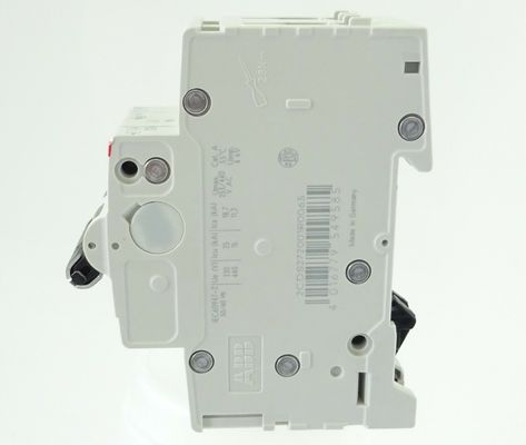 ABB 2cds272001r0065 s202m-b6 Interruttore di serie S200
