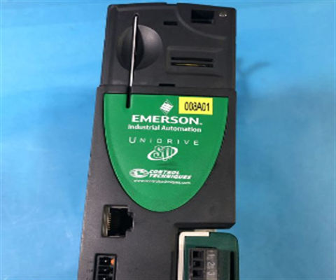 EMERSON SP0401 UNIDRIVE SP Senza tastiera, 460VAC, 0,5 CV