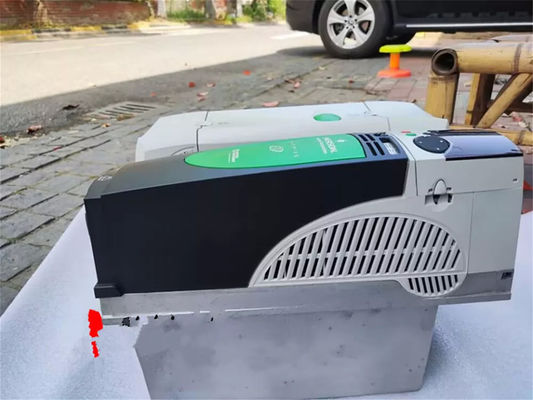 EMERSON SP4402 Tecniche di controllo Emerson Unidrive Frequenzumrichter