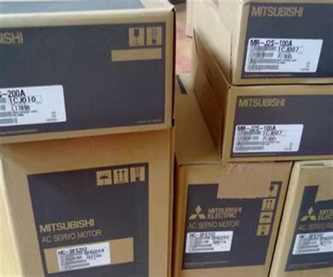Mitsubishi HC-SFS102K Servo Motor Capacità media, Alta risoluzione
