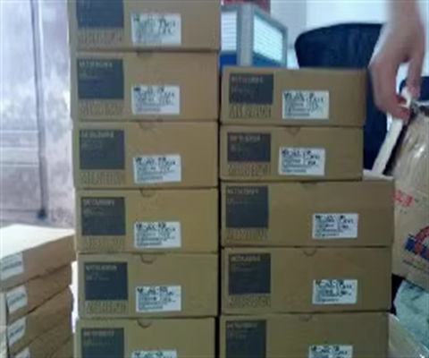 MR-J2S-40A - Servoamplificatore - Riconoscimento automatico del tipo di motore MITSUBISHI