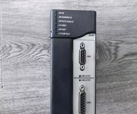 Aggiornamento a GE Fanuc IC695NIU001 Ethernet Network Interface Unit per 20 dispositivi I/O remoti ridondanti