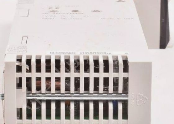 140DDI84100 Schneider Electric Discrete Input Module 4-20 MA Attuale Maggiori informazioni