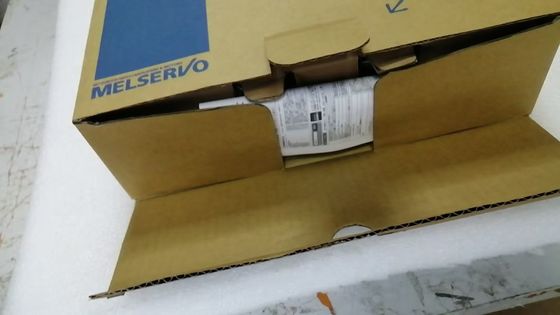 MITSUBISHI AC SERVO AMPLIFIER MR-J3-100A-RJ070 importato originale Nuovo
