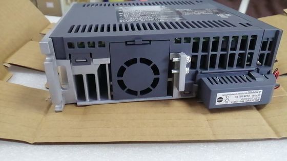 MITSUBISHI AC SERVO AMPLIFIER MR-J3-100A-RJ070 importato originale Nuovo