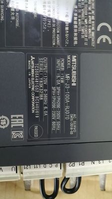 MITSUBISHI AC SERVO AMPLIFIER MR-J3-100A-RJ070 importato originale Nuovo