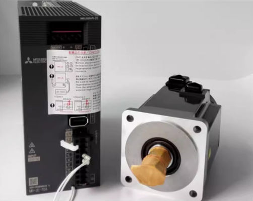 Mitsubishi Servo Motors HC-SFS52K In magazzino Garanzia di un anno Originale importato