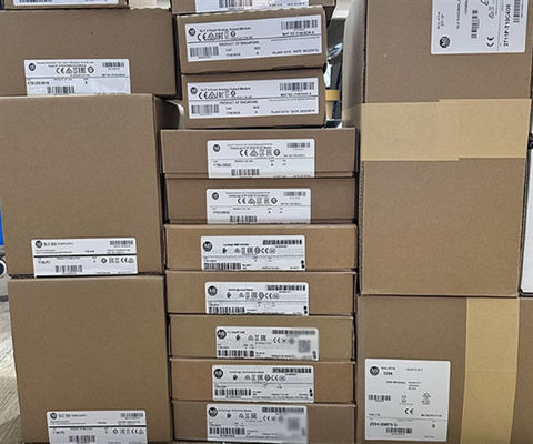 Allen-Bradley 1756-L83EP ControlLogix 5580E Process Controller con memoria utente da 10 MB