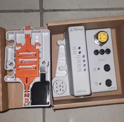 1738-AENTR. Un adattatore di comunicazione Allen-Bradley ArmorPoint 2-Port, EtherNet/IP.