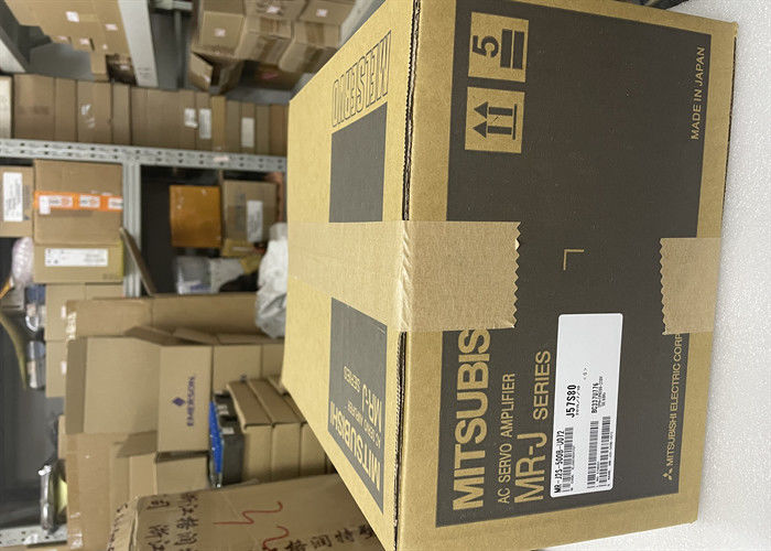 Fase 200 dell'amplificatore 3 di CA Mitsubishi di MR-J2S-500B 5Kw servo - 230VAC 50/60Hz