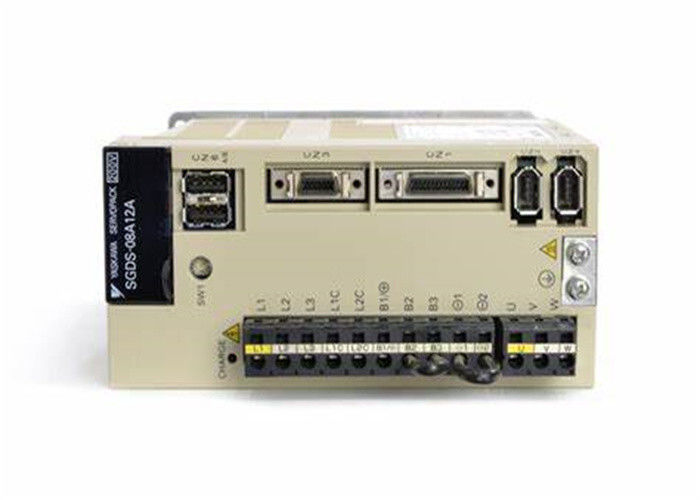 Azionamento senza spazzola 200V del servomotore di CA di SGDS-08A12A 230v al servo pacchetto Yaskawa