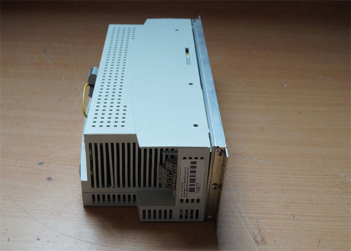 Lenze EVS9323-CKV003 SERVOCONTROLLORE SERIE 9300 400/480 VAC 1.5 KW (2 HP)