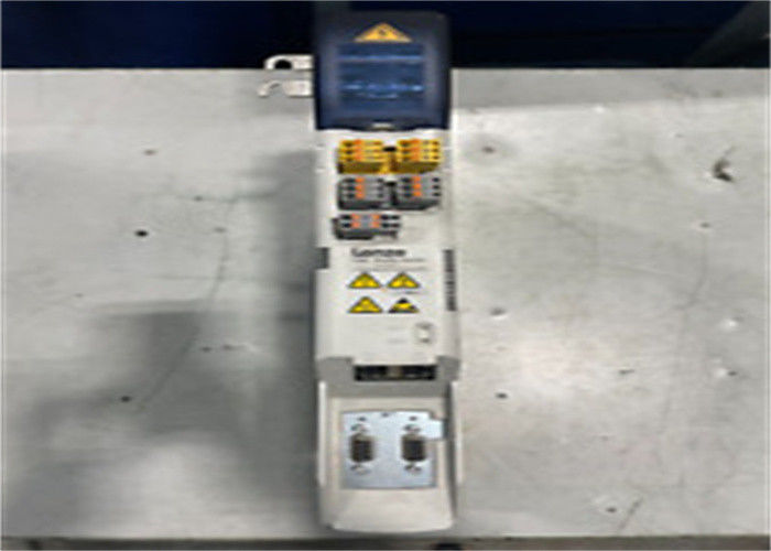 L'INVERTITORE del DOPPIO di Lenze E70ACMSE0104SA2ETR la TENSIONE IN INGRESSO 565 VCC