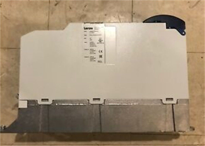 Lenze E70ACMSE0204SA2ETE SERVO-INVERTER I700 FINO A 2000 MONTAGGI POSSIBILI dell'INSTALLAZIONE di hertz