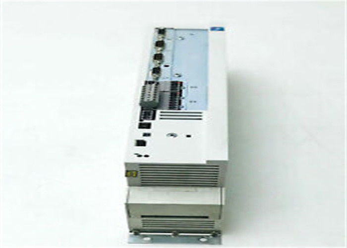 SERVO REGOLATORE di Lenze EVS9323-CSV003 9300 SERIE un chilowatt di 400/480 di VCA 1,5 (2 HP)
