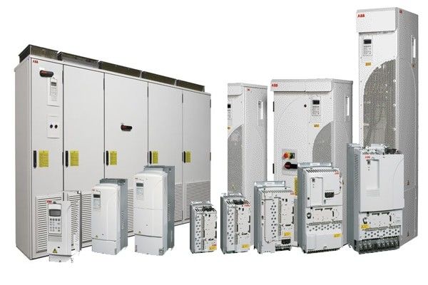 L'invertitore 50/60Hz di frequenza di ABB ACS800-01-0050-3+P901 37 chilowatt la corrente d'uscita 80A