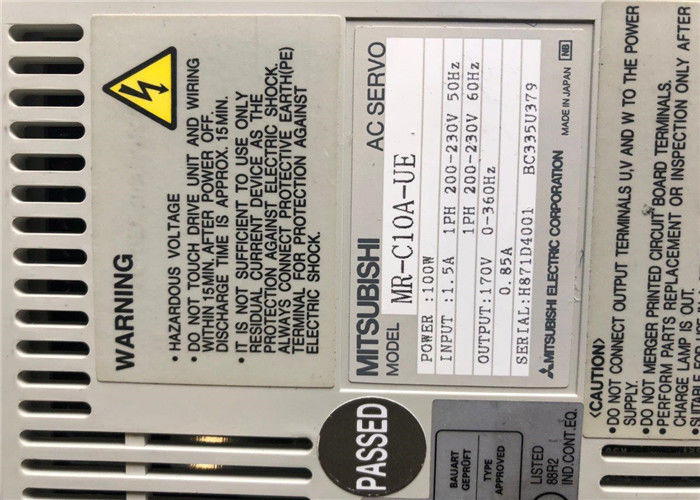 Amplificatore industriale 100W, 200-230V, dell'azionamento MR-C10A-UE di CA di Mitsubishi servo nuovo originale 0.85A