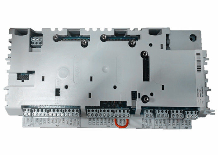 Cartone rivestito del circuito del CPU dell'unità di controllo di ABB RDCU-02C per azionamento ACS800 NUOVO in azione