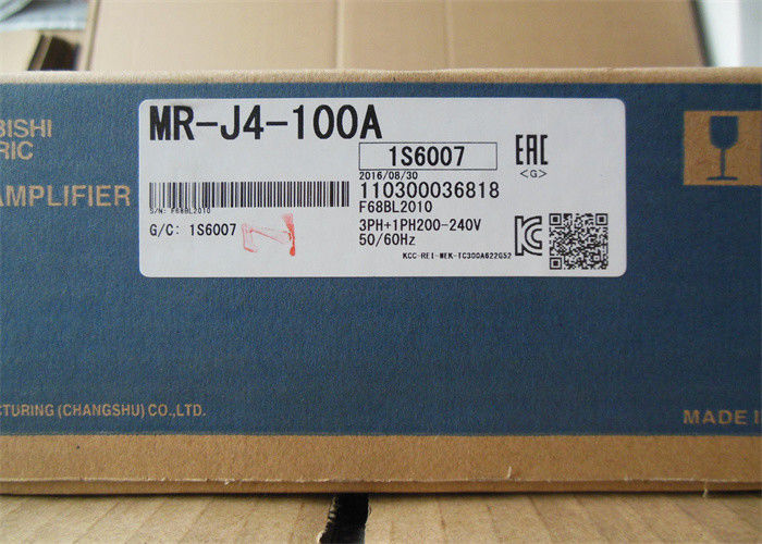 Azionamento dell'AMPLIFICATORE MR-J4-100A 1KW 200V di CA di Mitsubishi SERVO servo NUOVO in azione