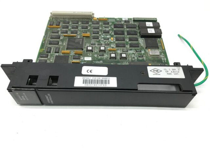 SINGOLA SCANALATURA DI GE IC697CMM741 OCCUPYS A IN SCAFFALE DELLO SPA. TRE PORTO DI STATO LED 15PIN AUI