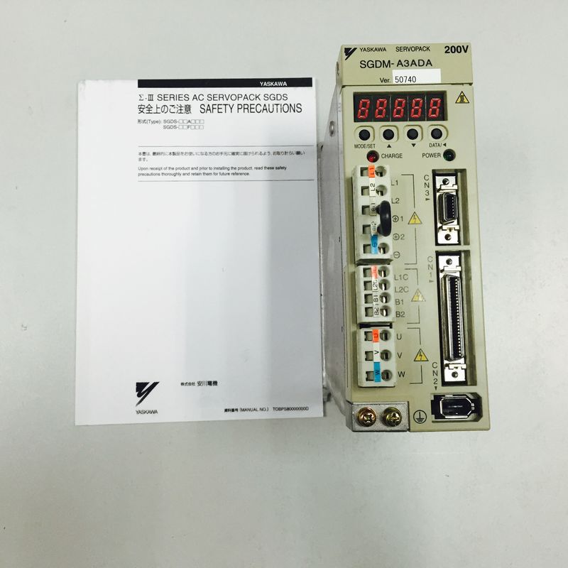 Il servo industriale 50/60HZ guida YASKAWA SGDM-A3 ADA Servopack 1PH 200-230V 0.82A