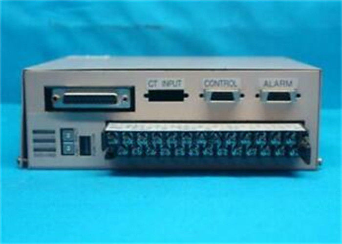 Il VCC 8 di RTD del CICLO PT100 del REGOLATORE di TEMPERATURA di Omron E5ZE-8VAAMPB-E 24 HA INTRODOTTO HEAT/COOL