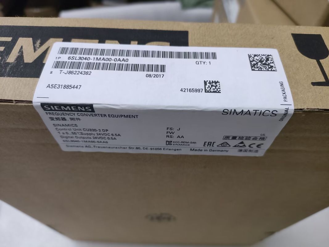 DP di Siemens 6SL3040-1MA00-0AA0 CU320-2 CON l'INTERFACCIA di PROFIBUS SENZA FLASH CARD COMPATTO.