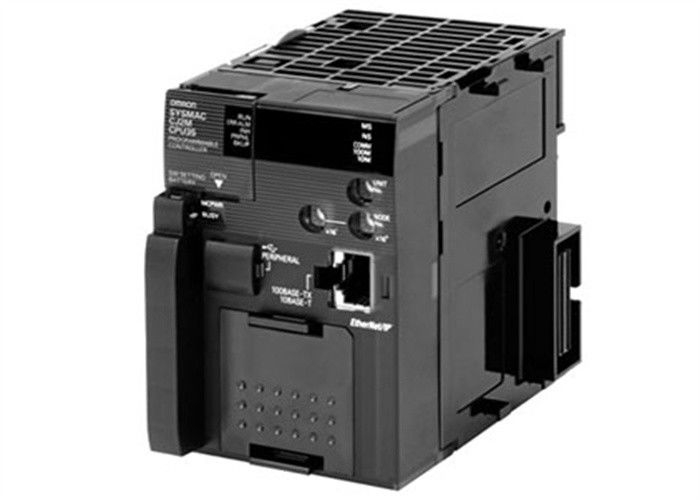 UNITÀ del CPU di Omron CJ2M-CPU33 con l'ingresso/uscita INCORPORATO dello SCAFFALE 40 di ESPANSIONE della SCANALATURA 3 del BORDO di OPZIONE di ETHERNET/IP