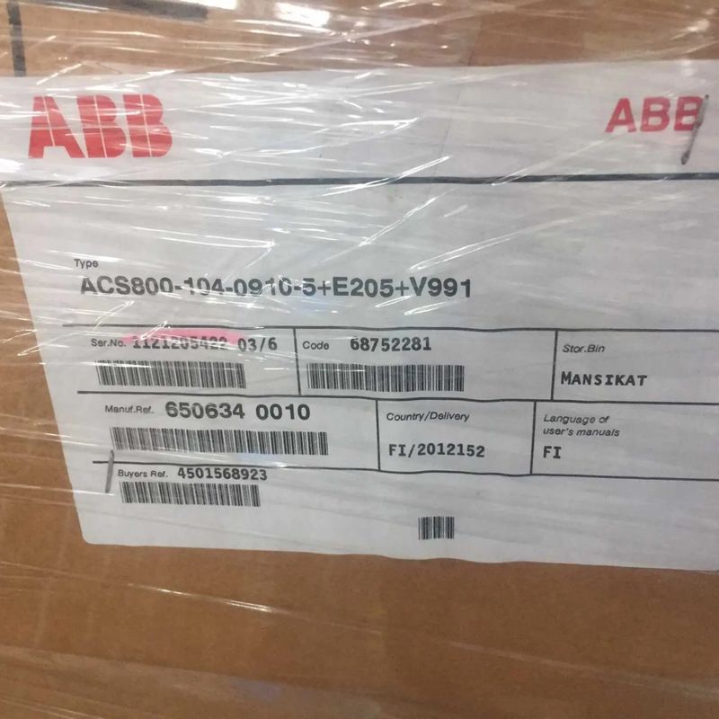 ABB ACS800-04M-0610-7 3 fasi 560 kW Convertitore di frequenza 205 kg Prodotto corrente