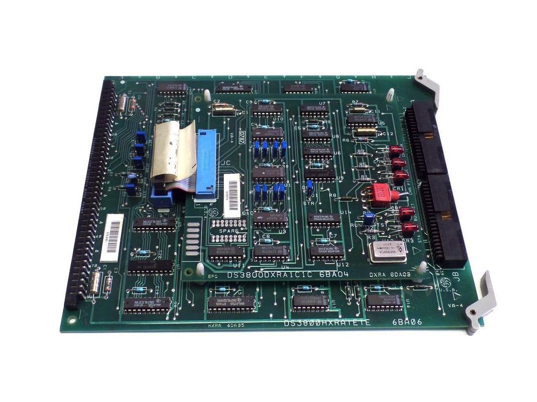 GE Generator Regulator Board DS3800DXRA dispone di 1 connettore a 20 pin con 10 jumper