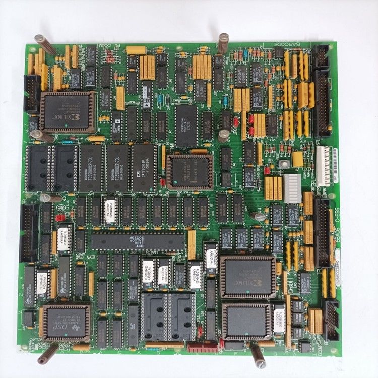 GE IC697CGR935 Scatena 1 del rack 0 3,1 Ampere nominale Scatena singola CPU 12K ciascuno