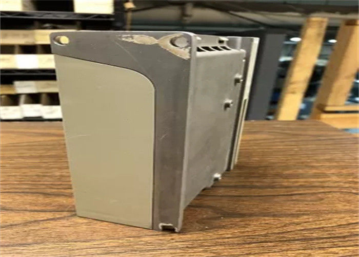 Yaskawa SGDA-A3BS Servo Drives Nuovo di zecca in scatola originale 100V