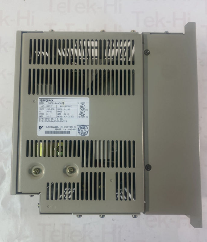 Yaskawa SGDB-44ADG-P 200-230 V AC Input 3 Phase Input/Output 4,4 kW (5,90 CV)
