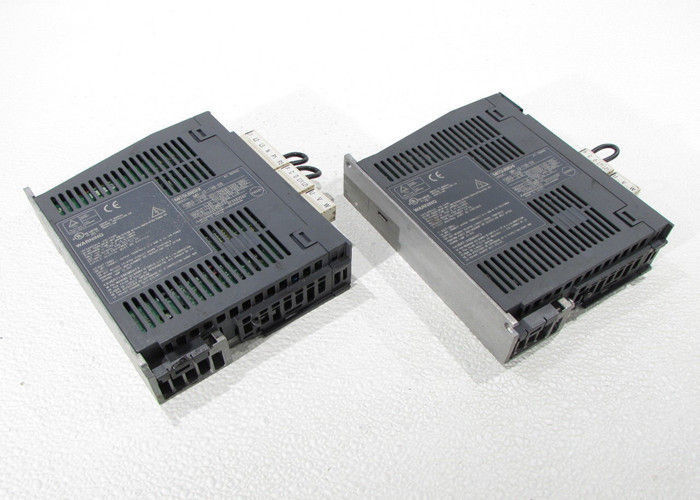 Amplificatore industriale 100W dell'azionamento di CA di serie MR-J3-10B di Mitsubishi Electric MELSERVO MR-J3 servo