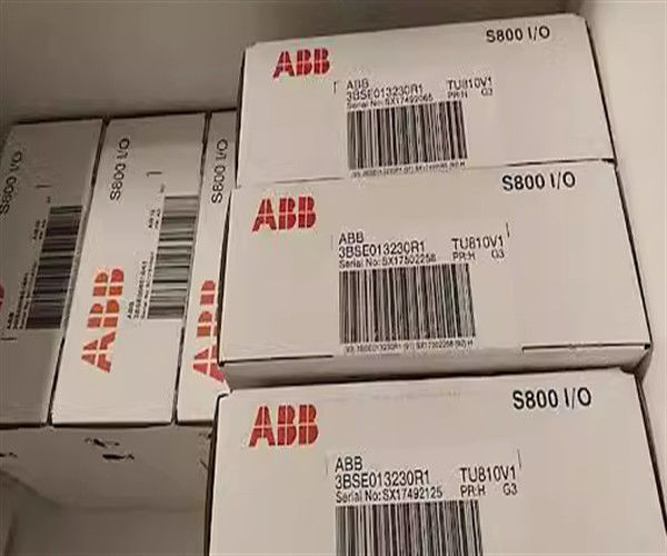 250 V di tensione di alimentazione esterna per desktop per modulo IO