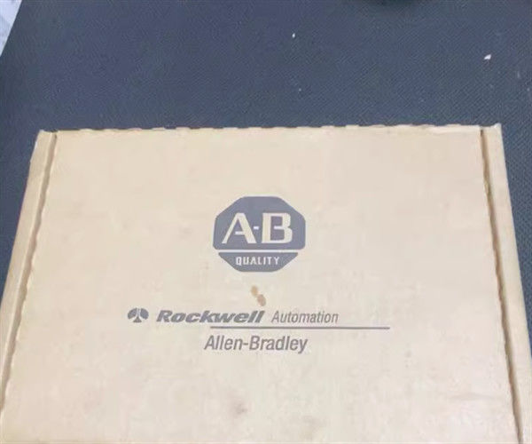 Allen-Bradley 1747-L552 SLC 500 SLC 5/05 Processore, memoria 32K
