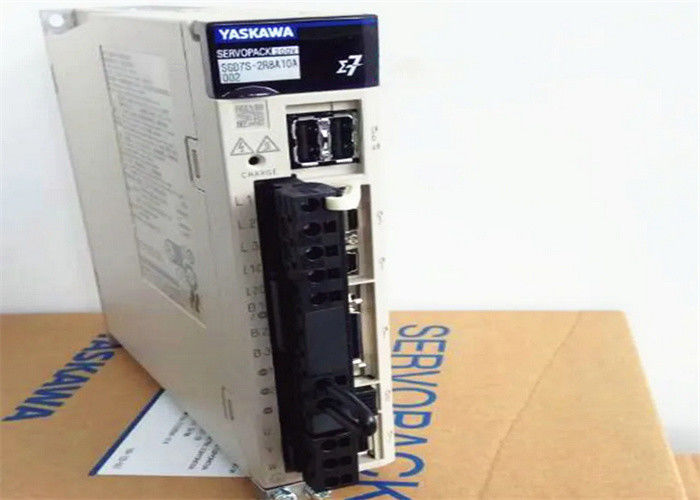 YASKAWA SGD7S-2R8A10A Sigma-7 Servopacks monoasse AC Servoamplificatore SIL 3 per STO, PL-e CAT 3