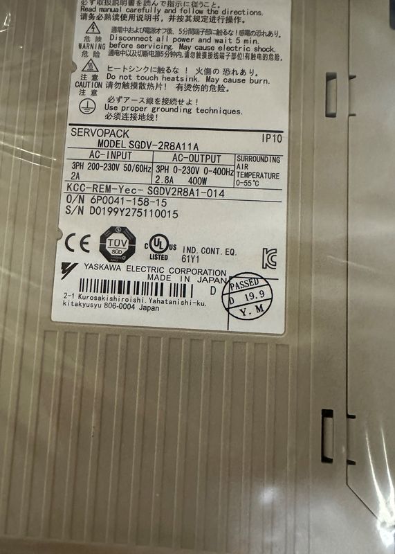 Yaskawa Drives SGDV-5R5A11A Electric Corporation 3PH 0-55°C 400W Giappone